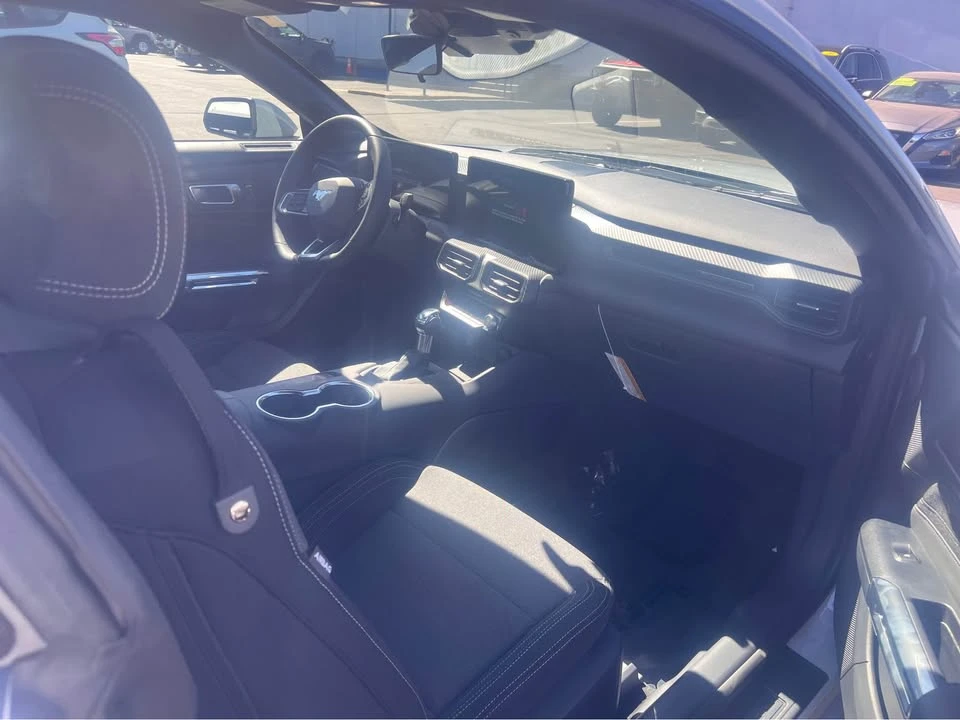 2026 Ford GT - Image 7 of 10