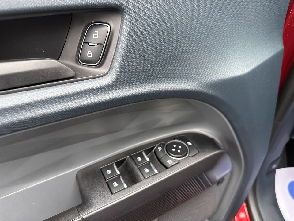 2026 Ford Maverick - Image 18 of 21