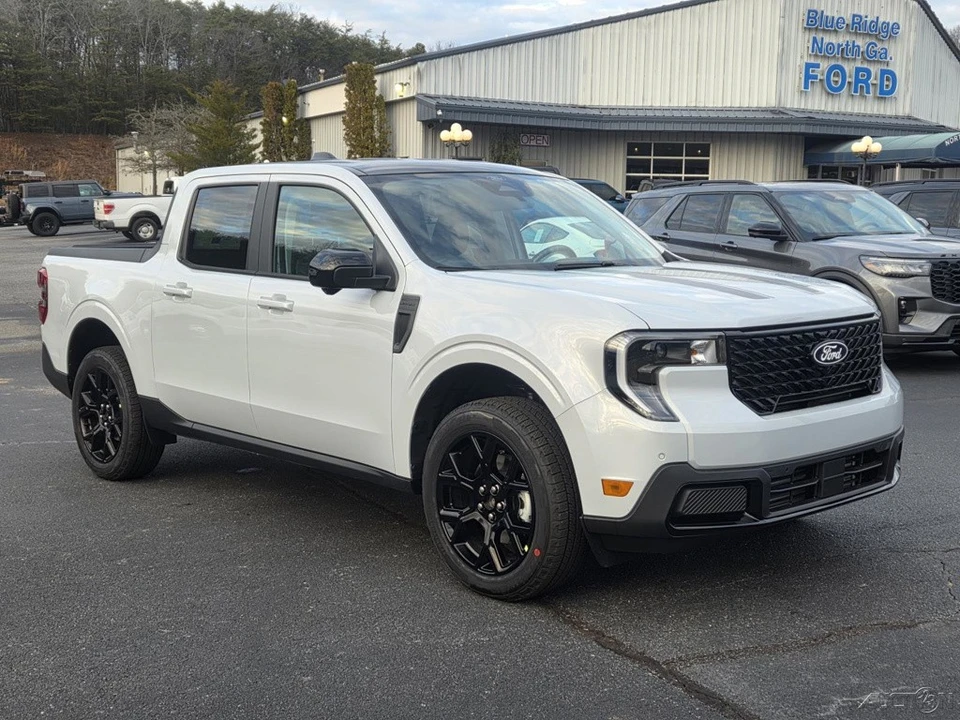 2026 Ford Maverick - Image 18 of 19
