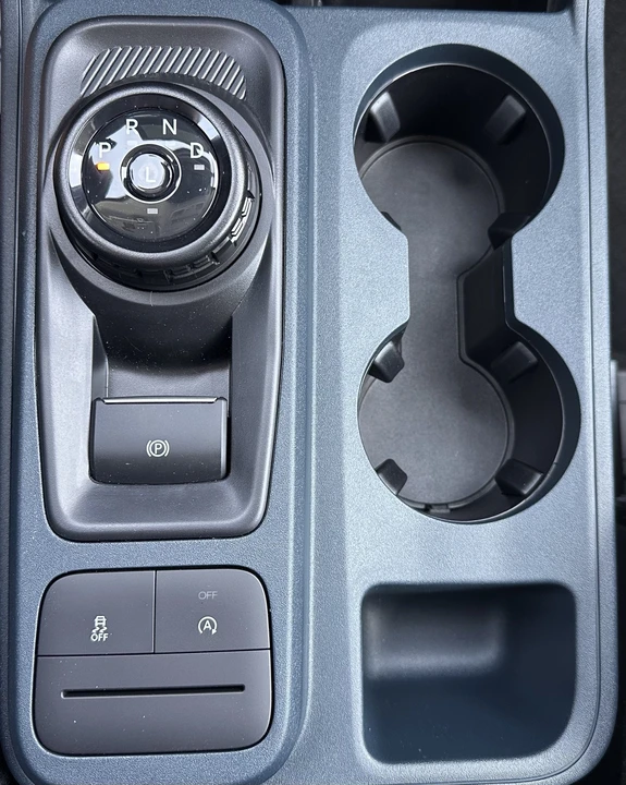 2026 Ford Maverick - Image 28 of 30