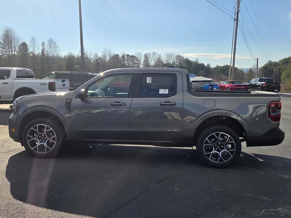 2026 Ford Maverick - Image 18 of 21