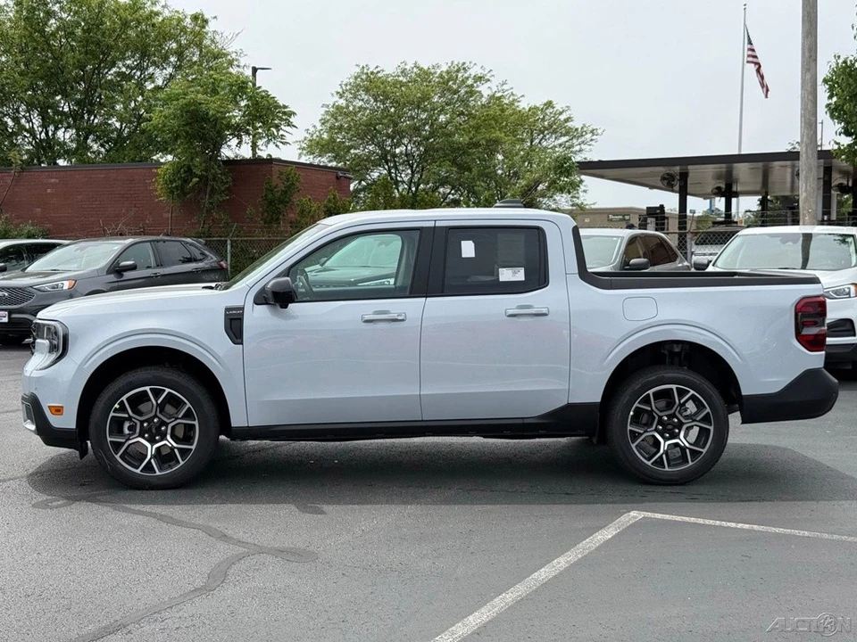 2026 Ford Maverick - Image 3 of 24