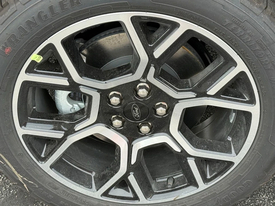 2026 Ford Maverick - Image 14 of 24