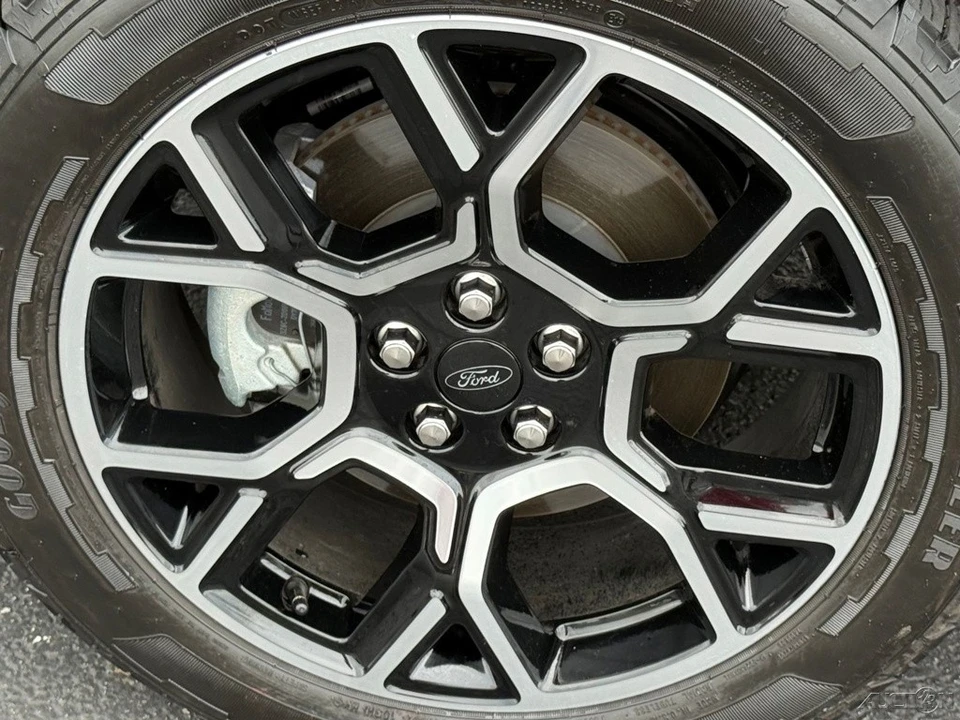 2026 Ford Maverick - Image 11 of 24