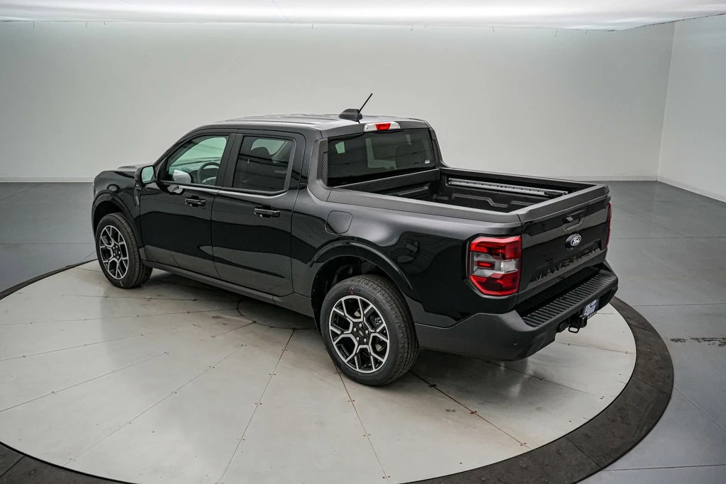 2026 Ford Maverick - Image 10 of 27
