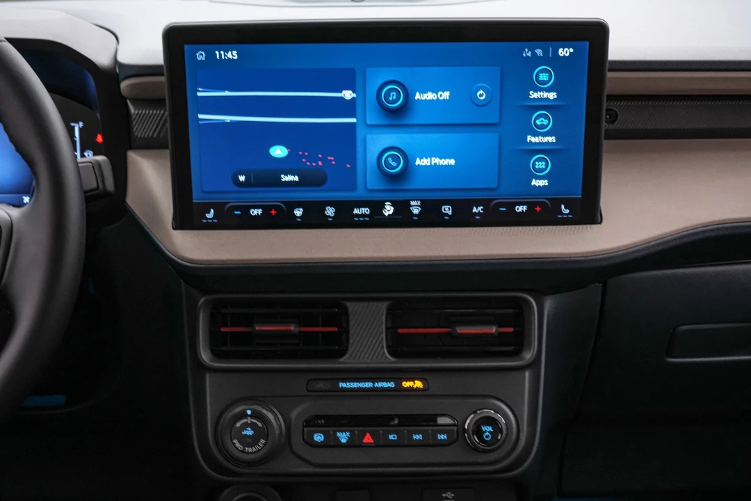 2026 Ford Maverick - Image 17 of 21