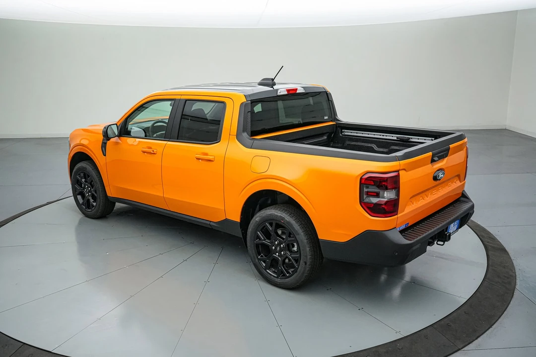 2026 Ford Maverick - Image 9 of 27