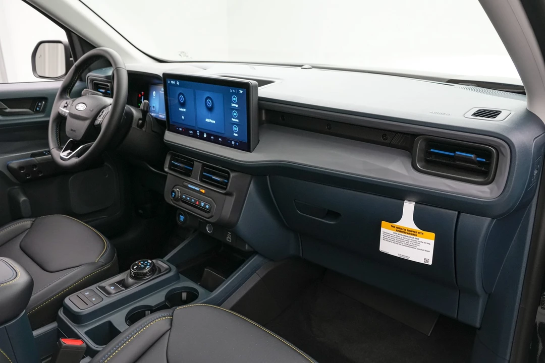 2026 Ford Maverick - Image 26 of 31