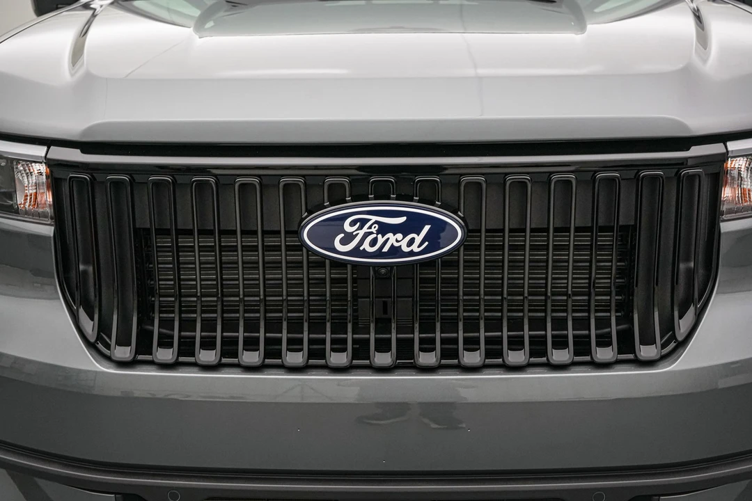 2026 Ford Maverick - Image 15 of 21