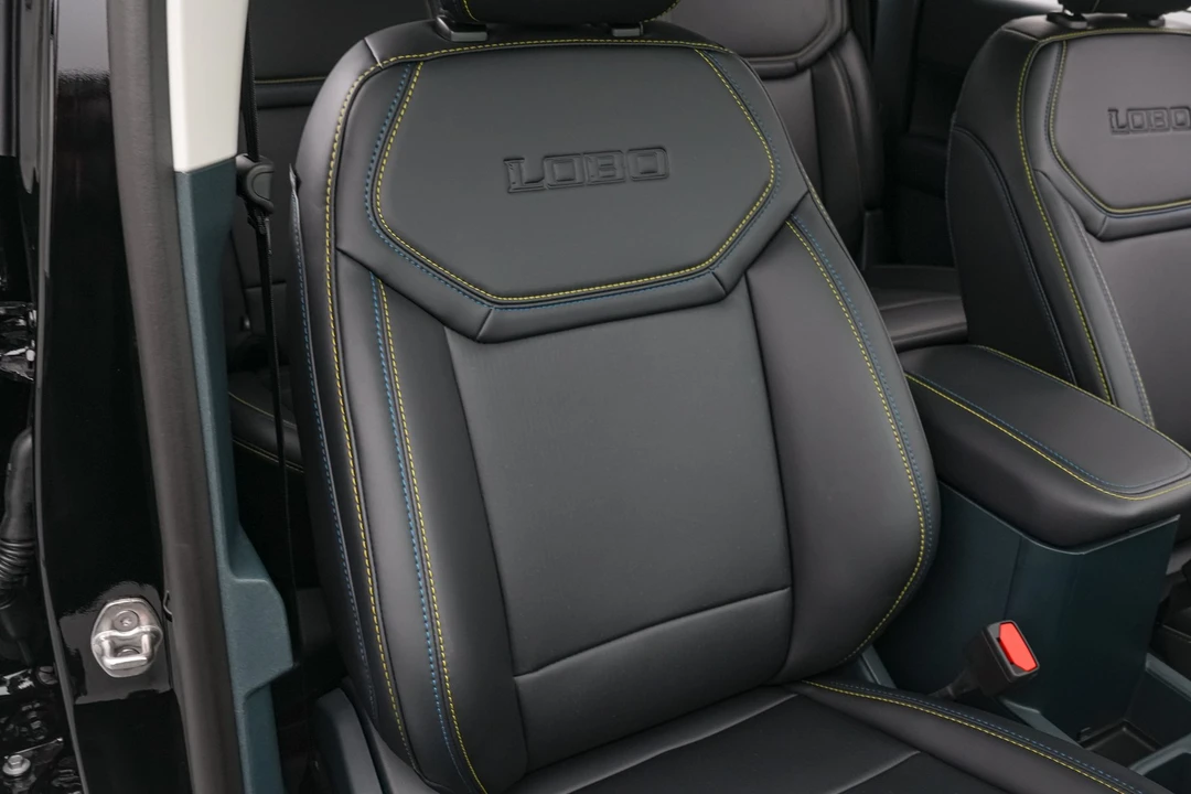 2026 Ford Maverick - Image 27 of 31
