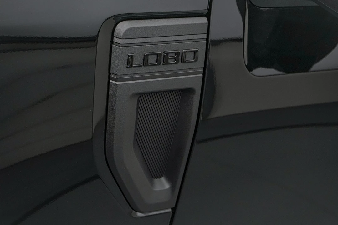 2026 Ford Maverick - Image 14 of 31