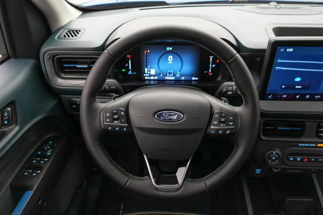 2026 Ford Maverick - Image 19 of 31