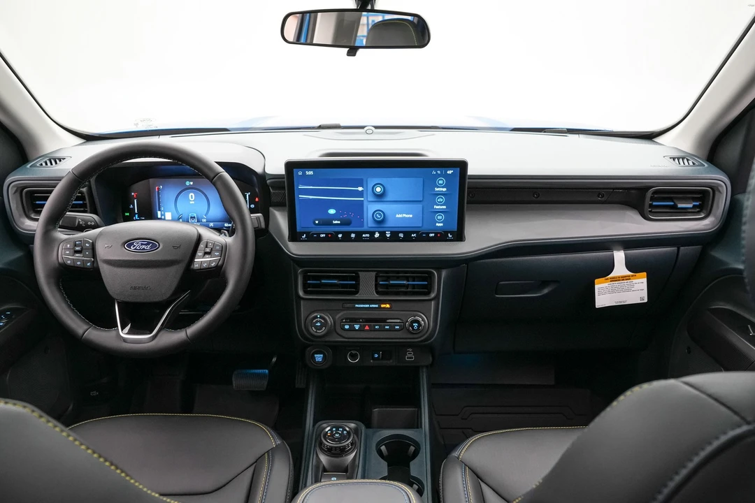 2026 Ford Maverick - Image 20 of 31