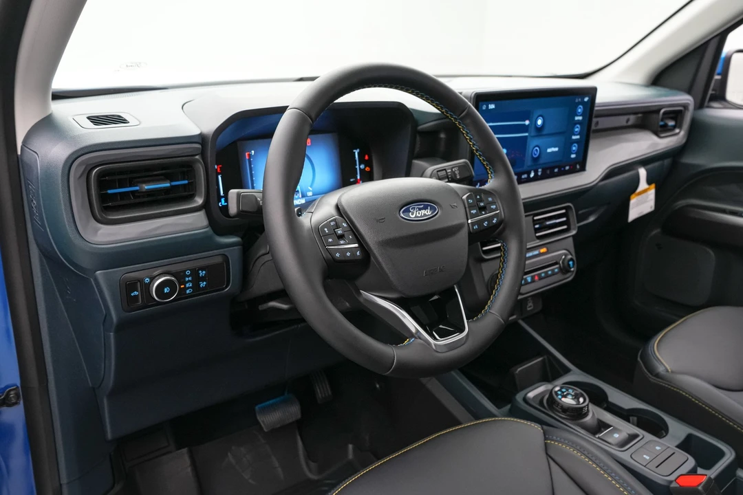 2026 Ford Maverick - Image 18 of 31