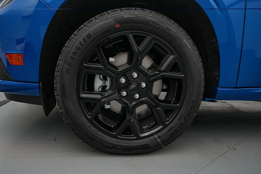 2026 Ford Maverick - Image 12 of 31