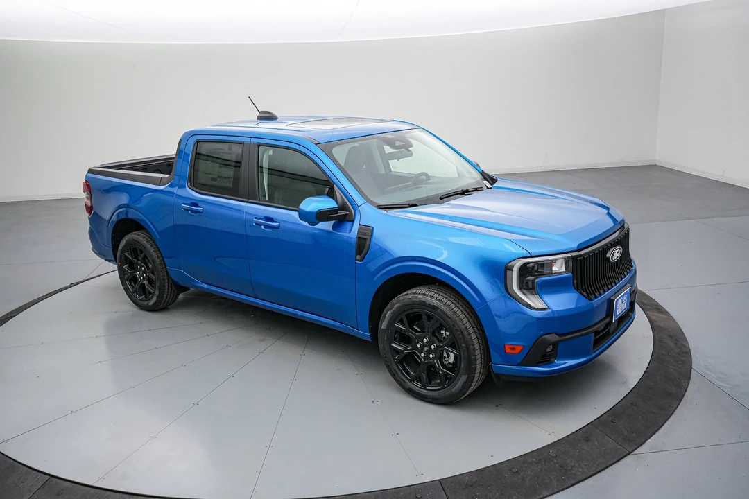 2026 Ford Maverick - Image 2 of 31
