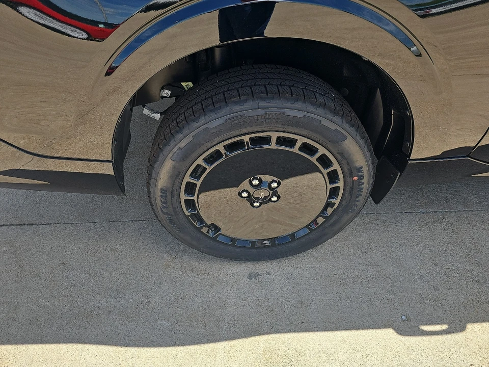 2026 Ford Maverick - Image 10 of 25