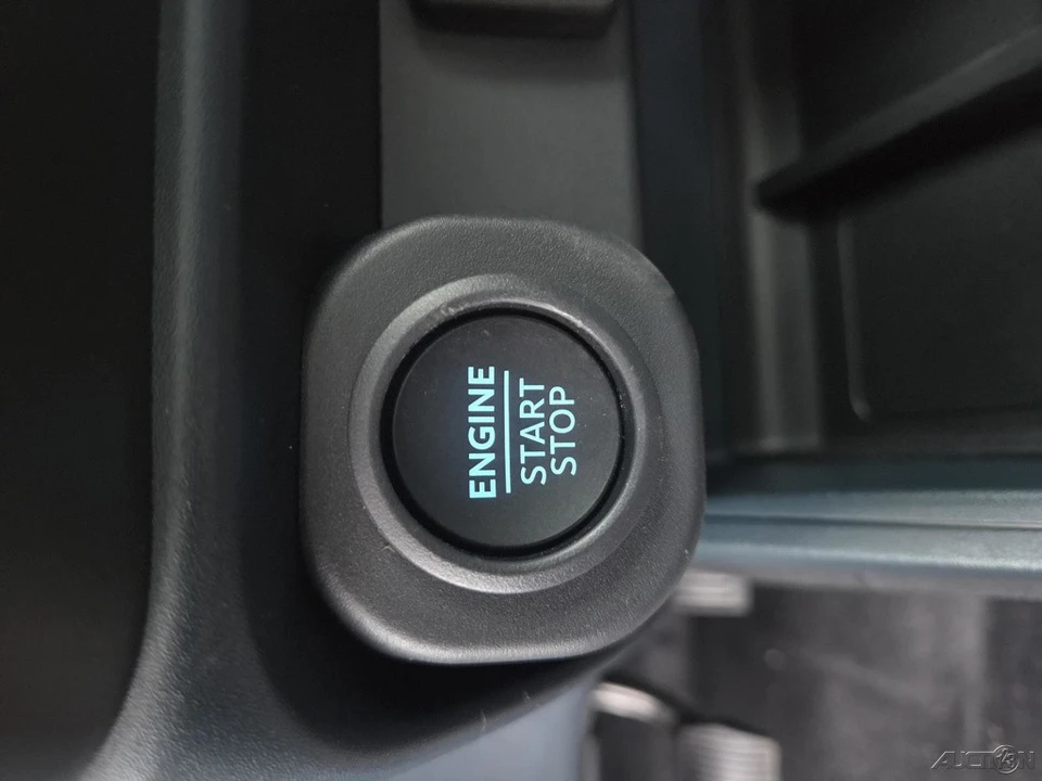 2026 Ford Maverick - Image 16 of 21