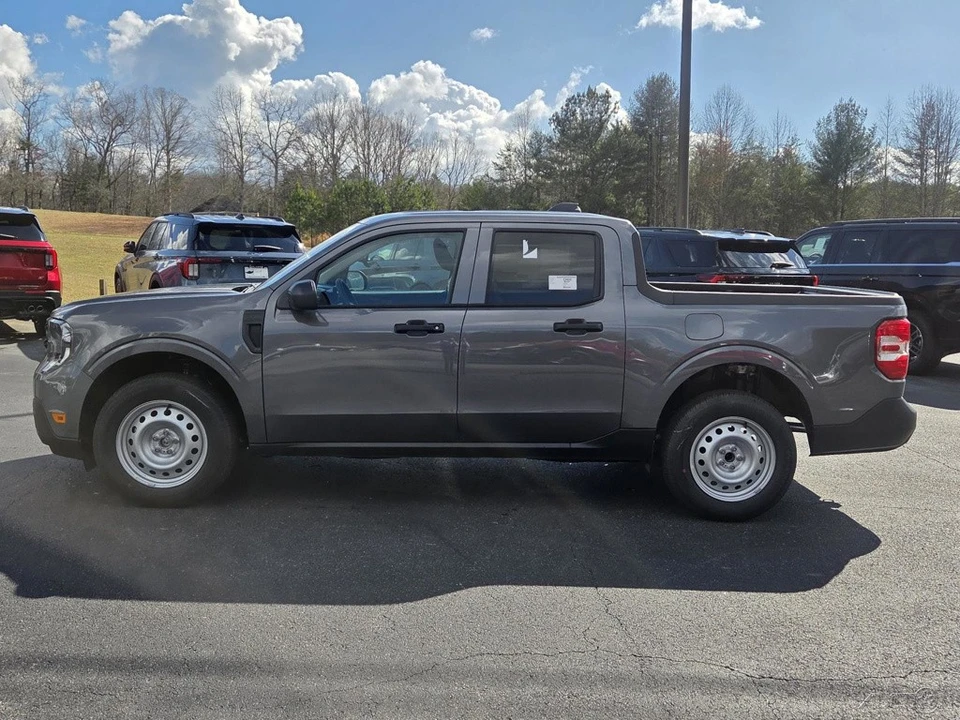 2026 Ford Maverick - Image 18 of 20