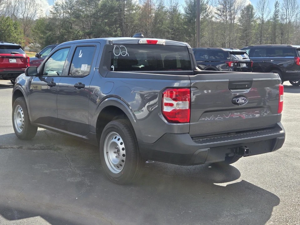 2026 Ford Maverick - Image 15 of 20