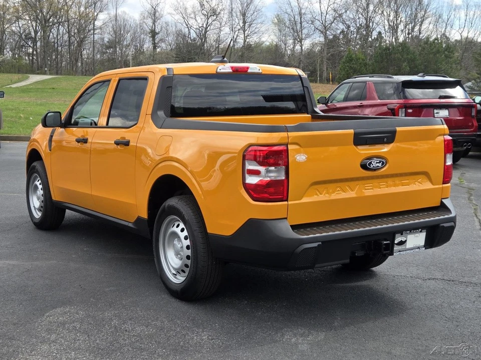 2026 Ford Maverick - Image 18 of 21