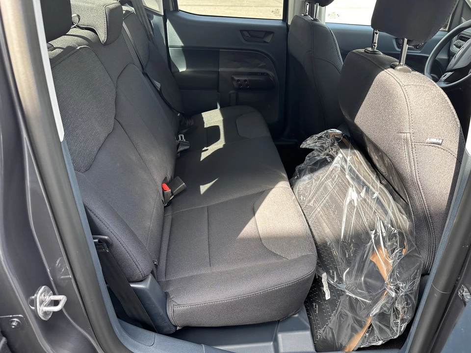 2026 Ford Maverick - Image 17 of 21