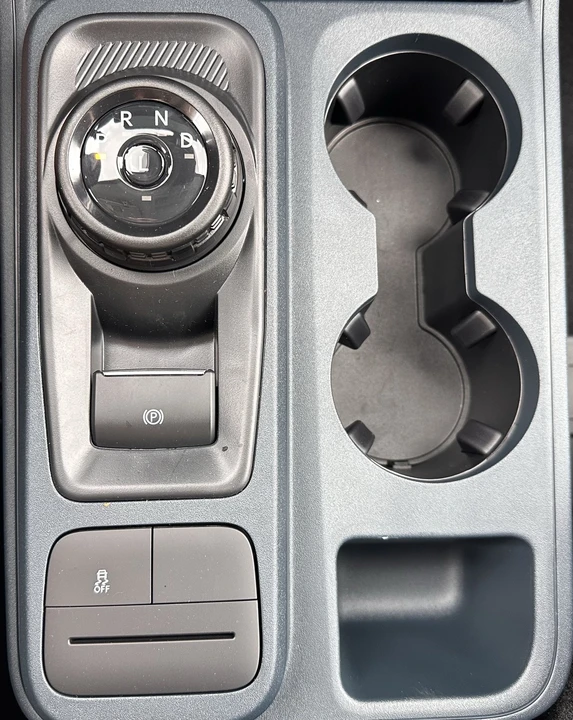 2026 Ford Maverick - Image 26 of 28