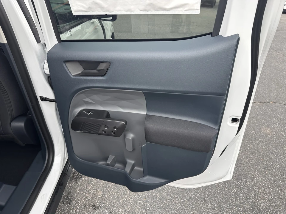 2026 Ford Maverick - Image 15 of 28