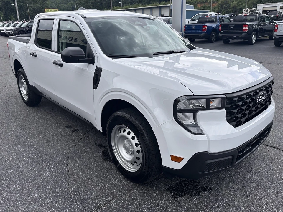 2026 Ford Maverick - Image 4 of 28