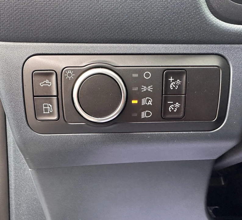 2026 Ford Maverick - Image 18 of 28