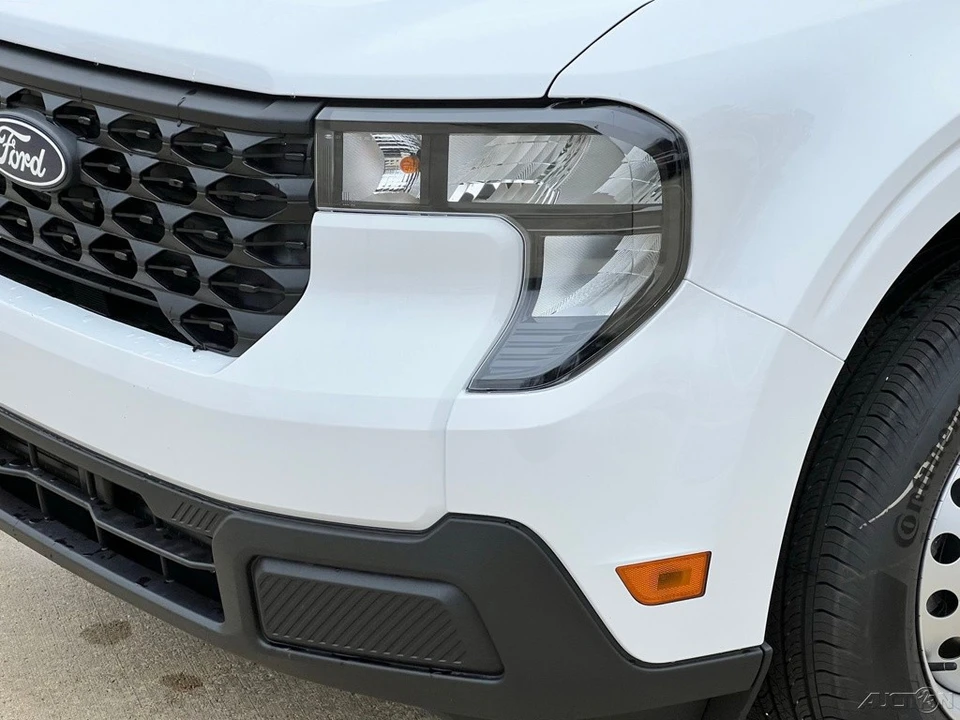 2026 Ford Maverick - Image 11 of 12