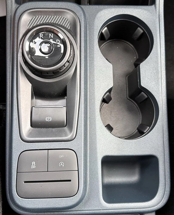 2026 Ford Maverick - Image 27 of 29
