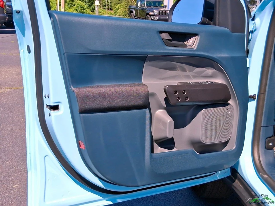 2026 Ford Maverick - Image 10 of 24