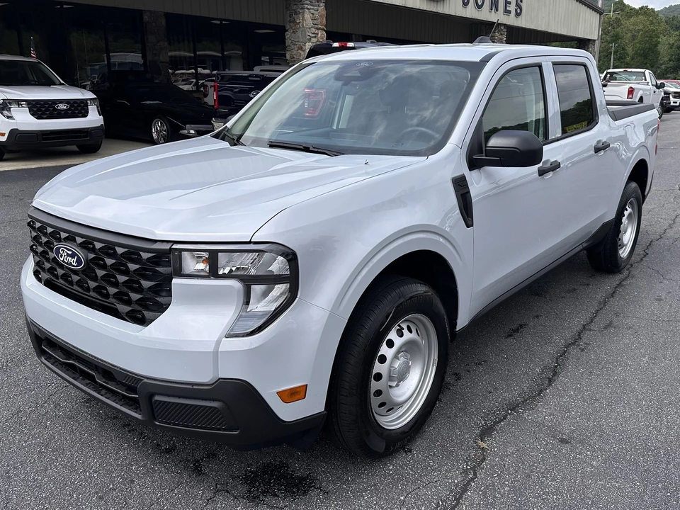 2026 Ford Maverick - Image 2 of 27