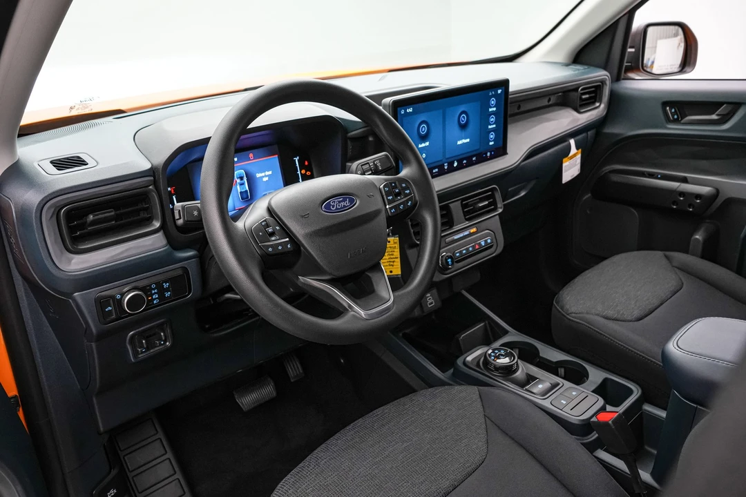 2026 Ford Maverick - Image 14 of 21