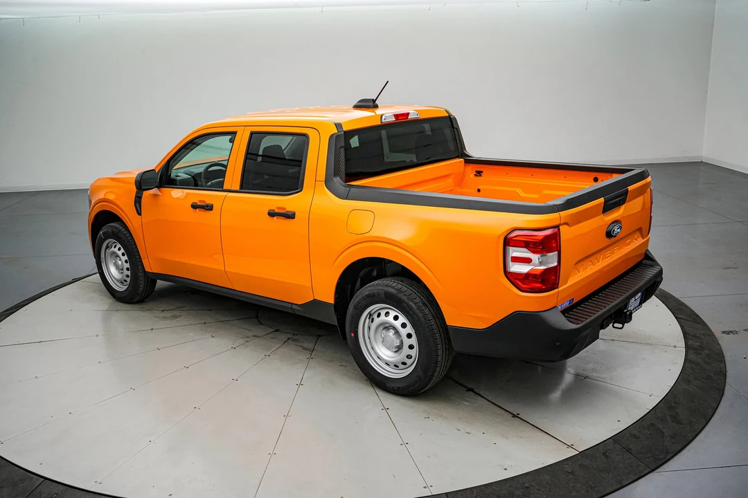 2026 Ford Maverick - Image 8 of 21