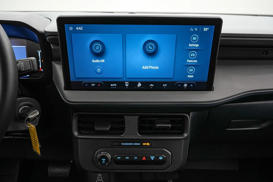 2026 Ford Maverick - Image 17 of 21