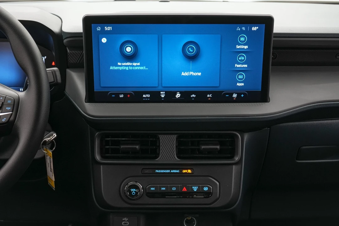 2026 Ford Maverick - Image 16 of 23