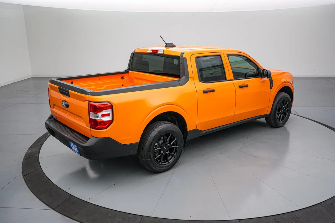 2026 Ford Maverick - Image 5 of 24