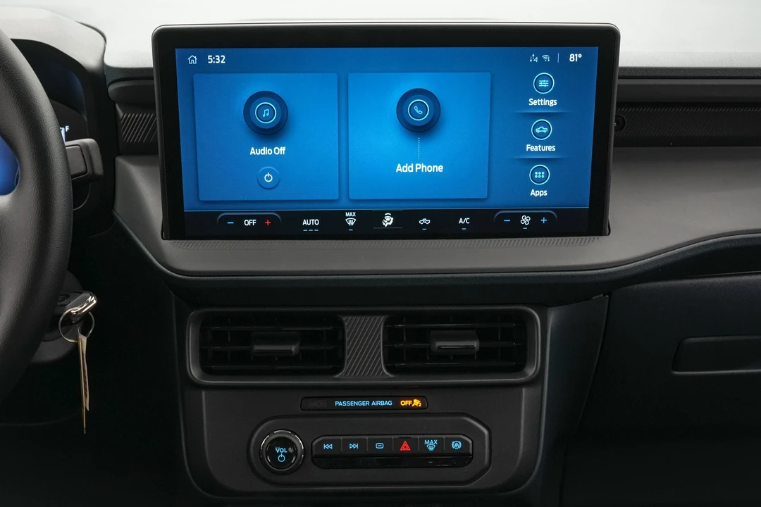 2026 Ford Maverick - Image 17 of 24