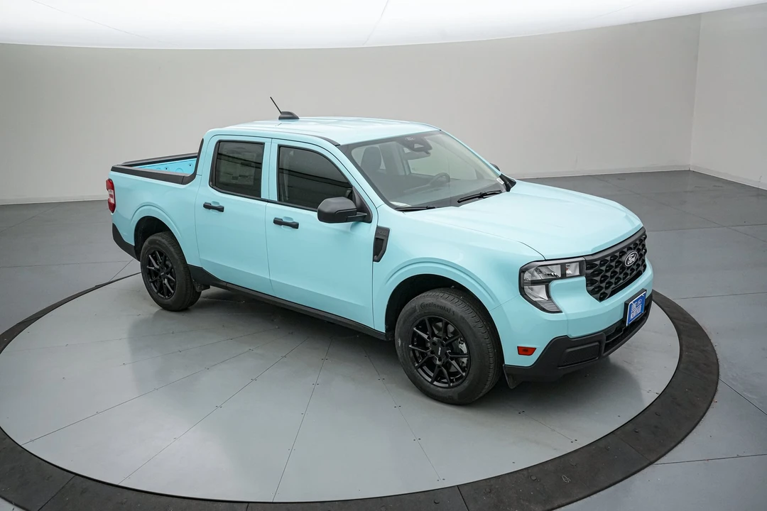 2026 Ford Maverick - Image 2 of 24