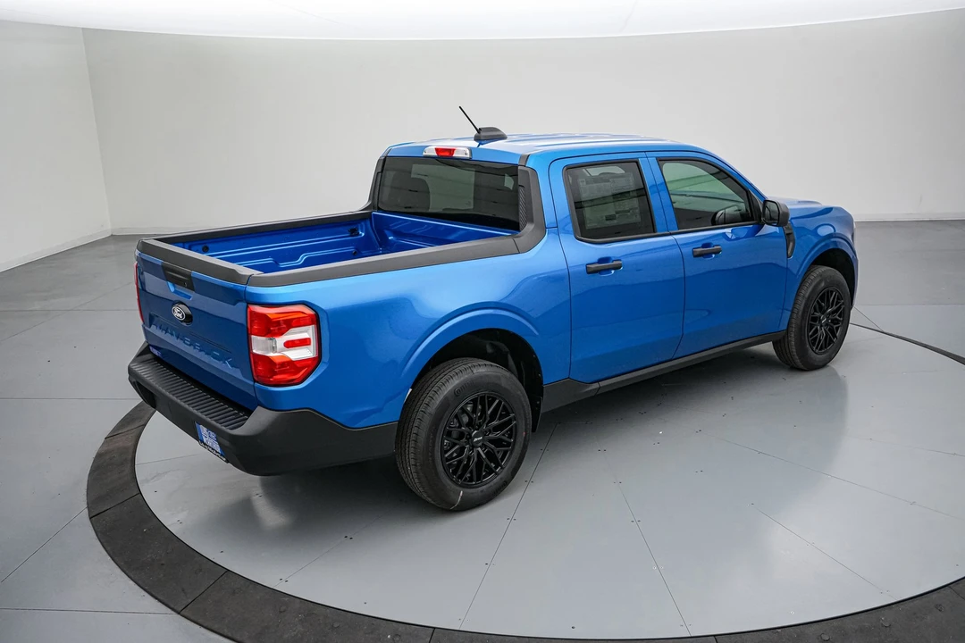 2026 Ford Maverick - Image 5 of 24
