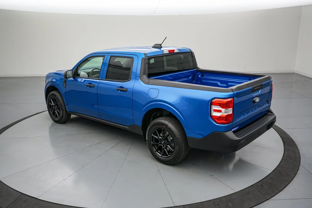 2026 Ford Maverick - Image 8 of 24