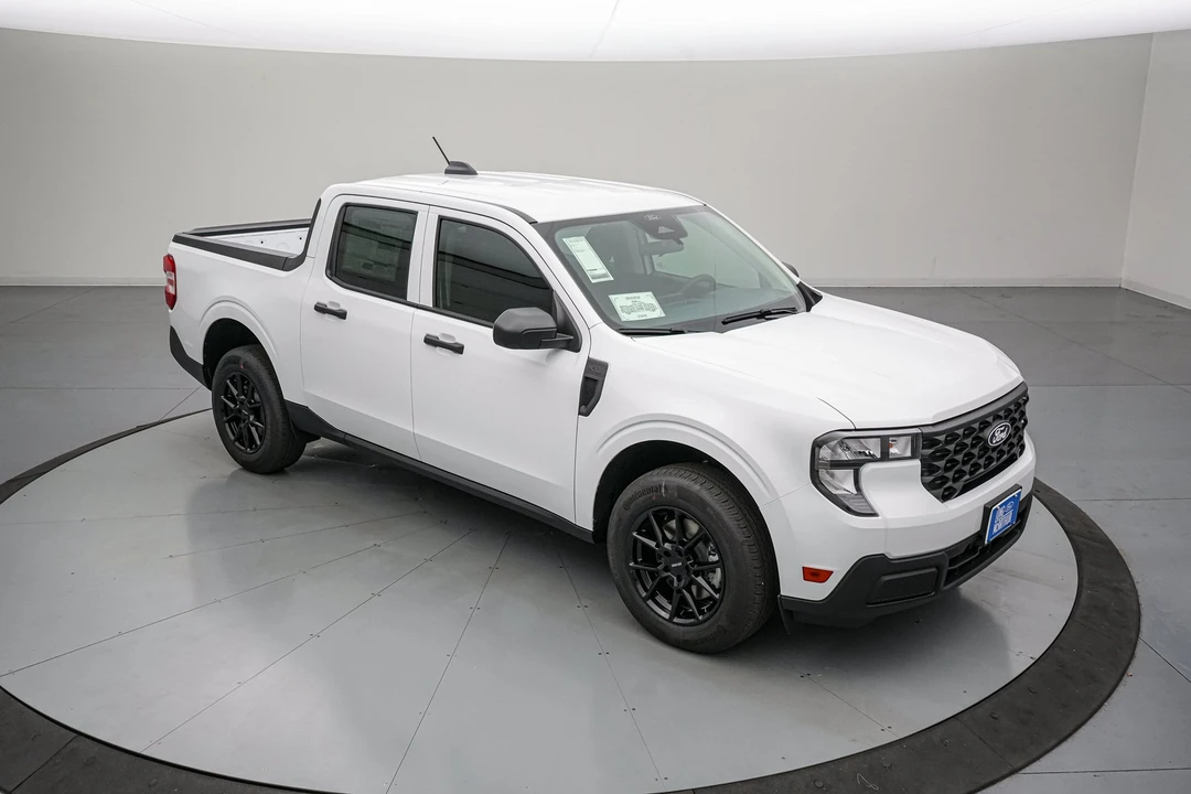 2026 Ford Maverick - Image 2 of 24