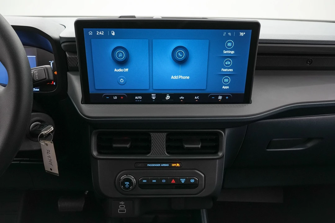 2026 Ford Maverick - Image 17 of 24