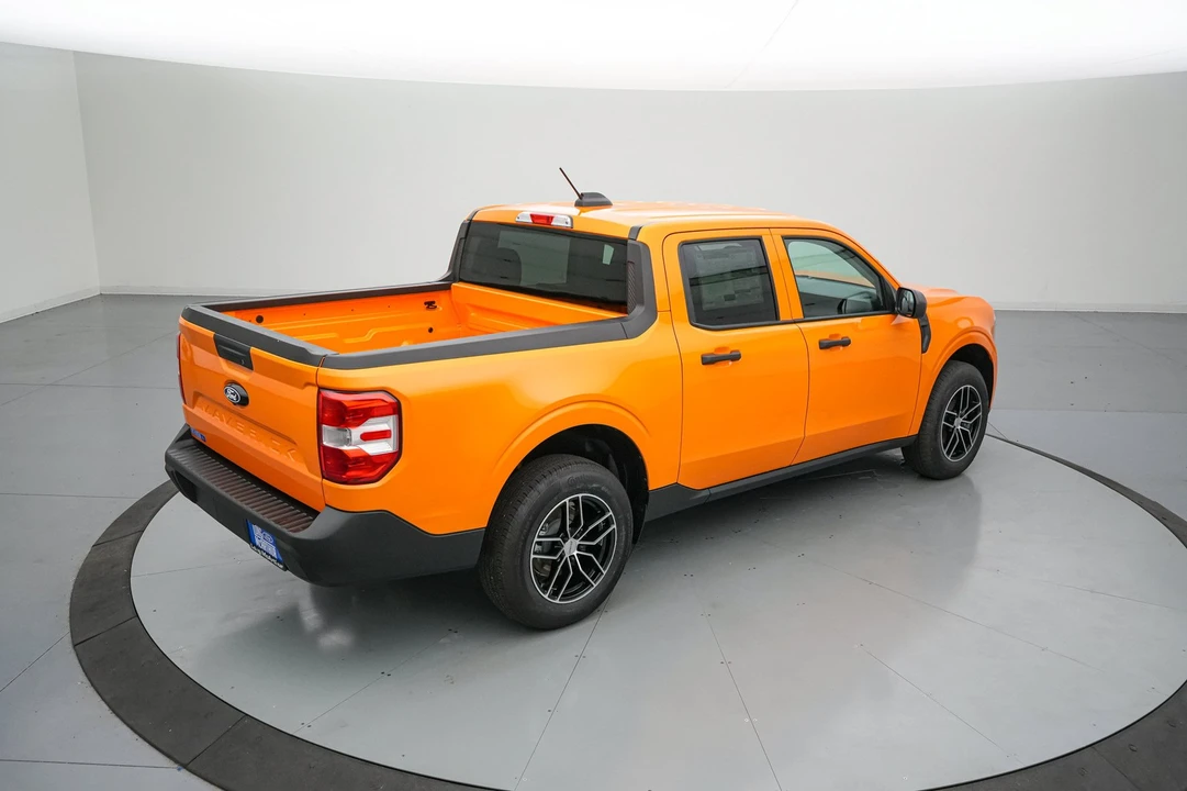 2026 Ford Maverick - Image 5 of 24