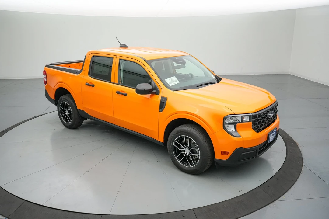 2026 Ford Maverick - Image 2 of 24