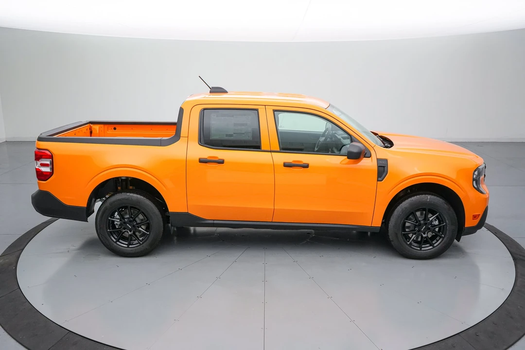 2026 Ford Maverick - Image 4 of 24