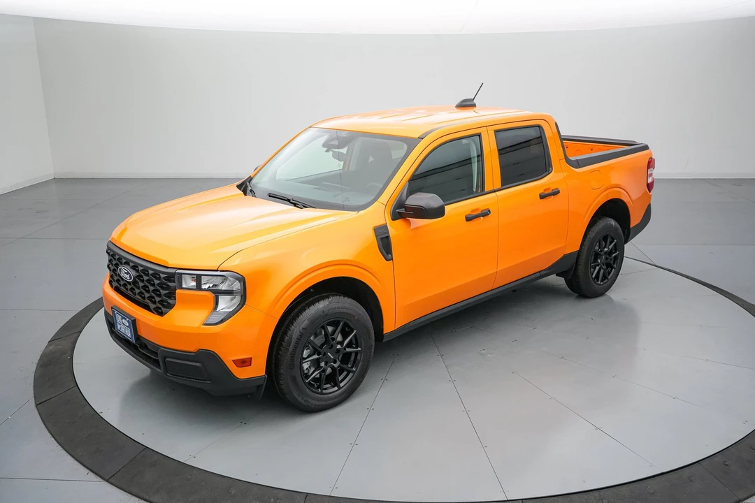 2026 Ford Maverick - Image 10 of 24