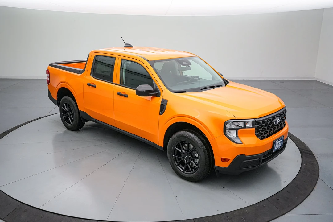 2026 Ford Maverick - Image 2 of 24